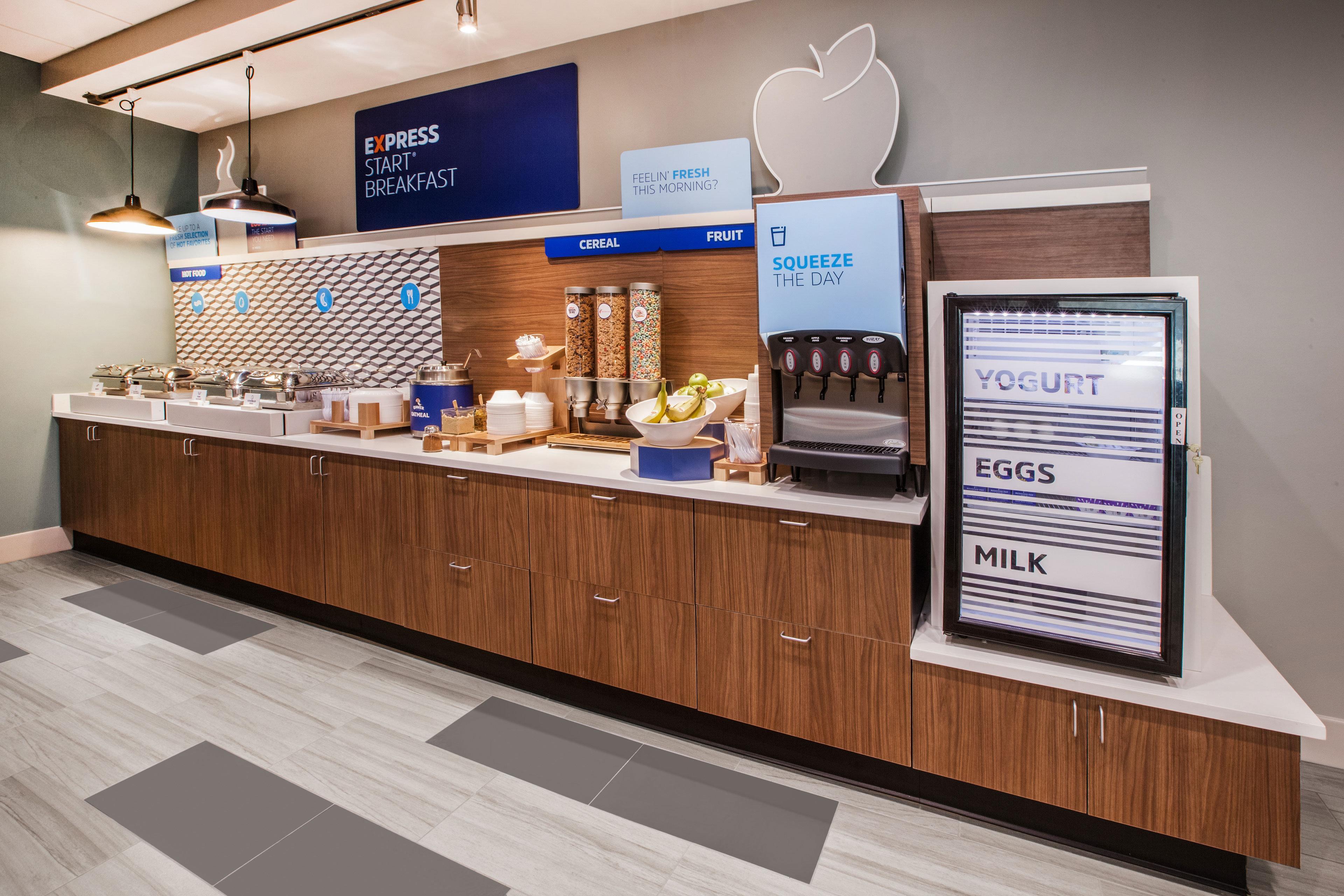 Holiday Inn Express Atlanta - Northeast I-85 - Clairmont Road By Ihg Exteriör bild