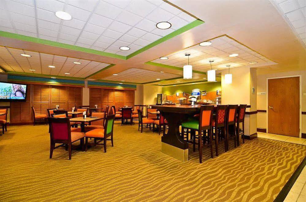 Holiday Inn Express Atlanta - Northeast I-85 - Clairmont Road By Ihg Exteriör bild